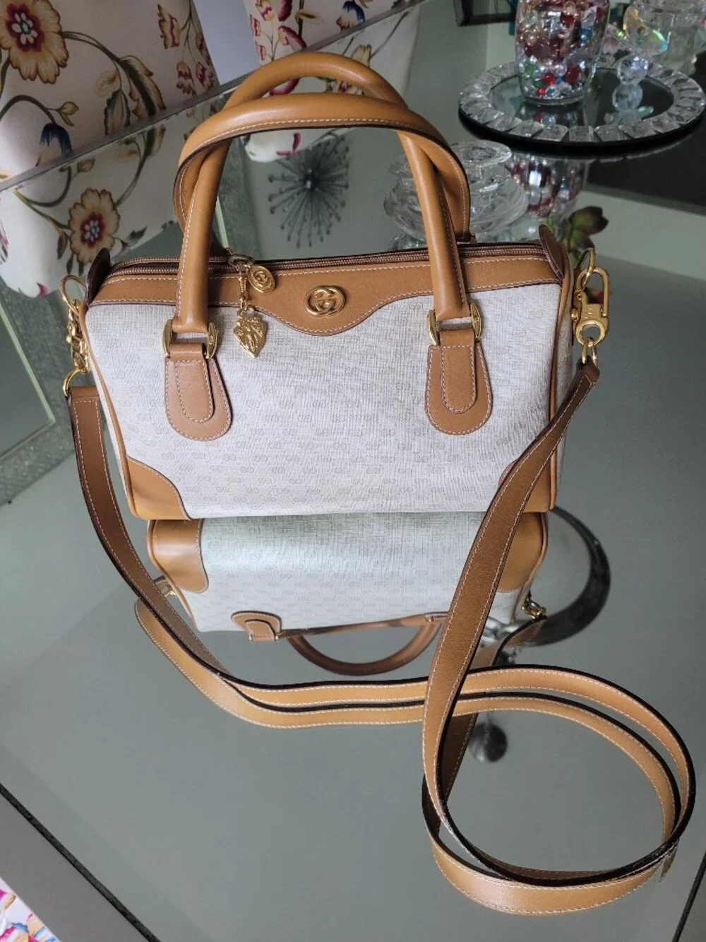 Gucci~Very Rare~White Micro GG 70's~Hard to Find Bag~With Crossbody/Should Strap